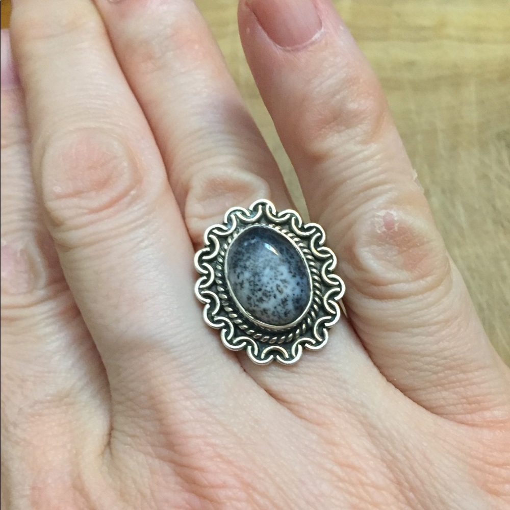 Beautiful stone 925 sterling silver ring